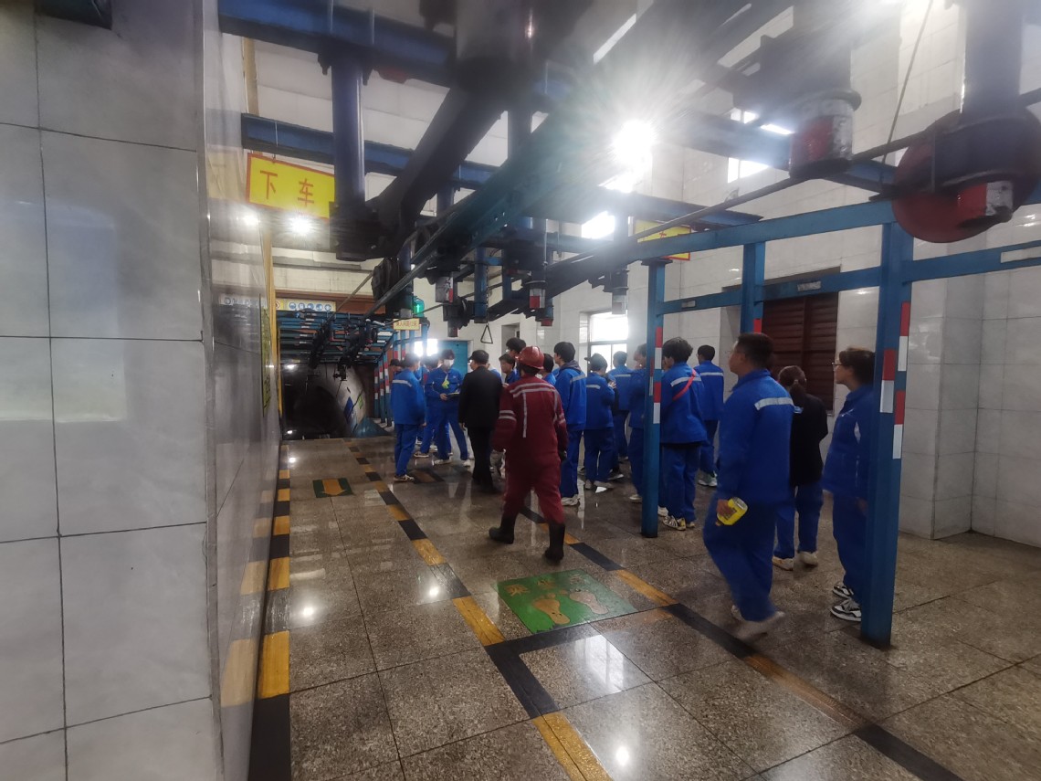 图片3.jpg 图片3.jpg